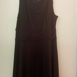 Madison Leigh midi black dress size 8 in womens